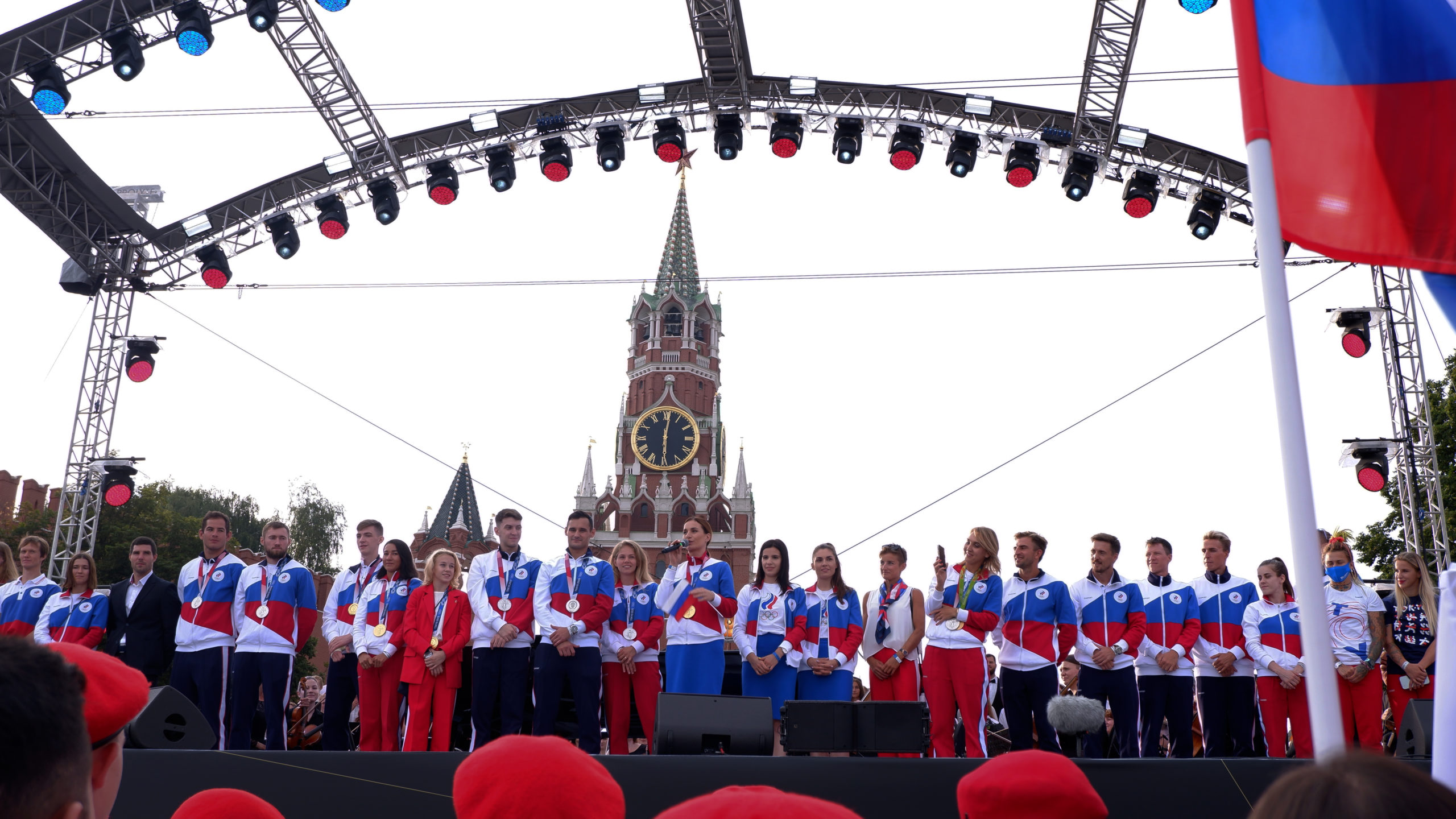 «Из России с любовью». Концерт на Красной площади в честь российских олимпийцев