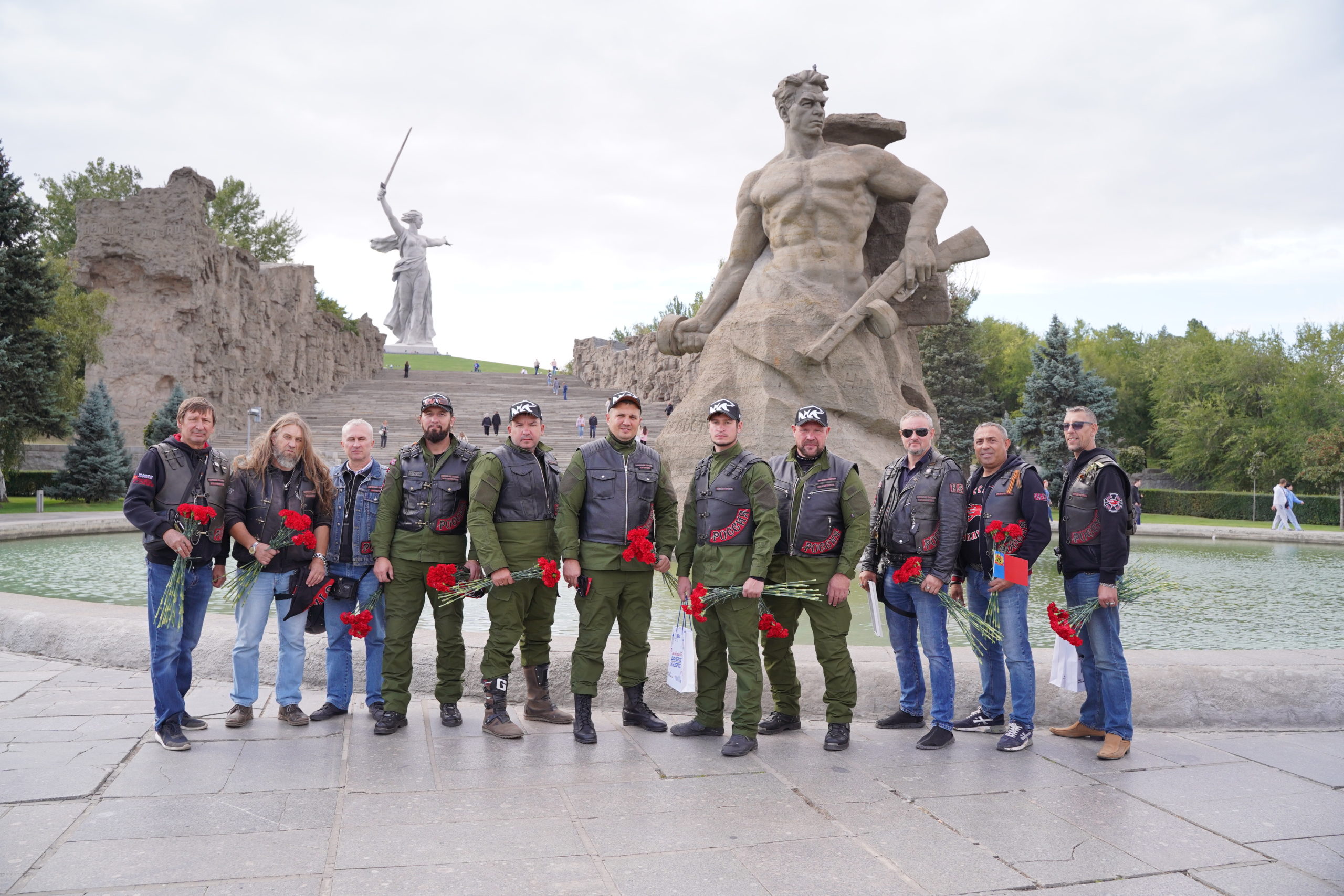 Волгоград встретил участников мотопробега «Кузбасс – Донбасс»